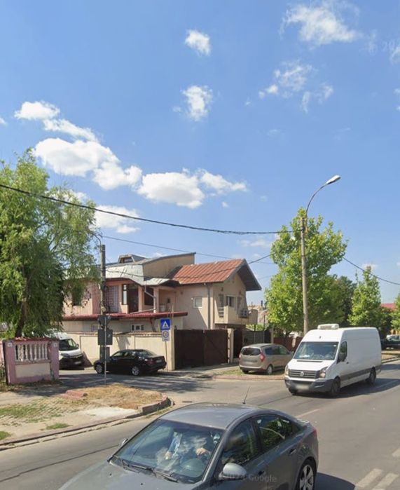 Stradal Soseaua Alexandriei nr 217 a  cu spatiu comercial la parter