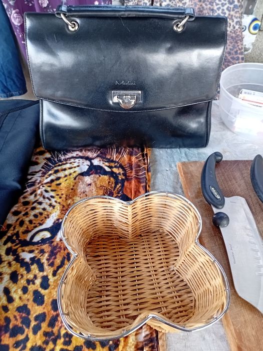 Сумки б/у в хорошем состоянии.