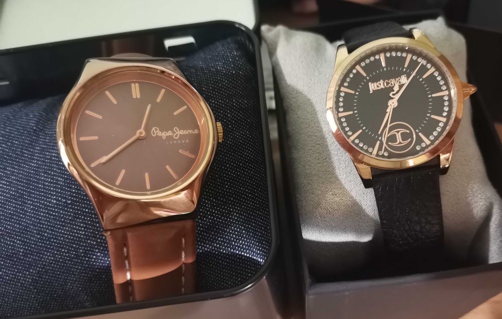 Just Cavalli часовник Pepe jeans