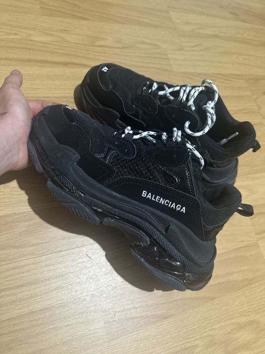 Vand Balenciaga marimea 42