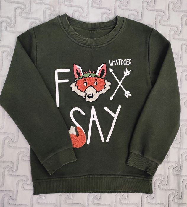 Продаётся фирменный свитерок с начёсом на 5-6 лет. Фирма WANEX.