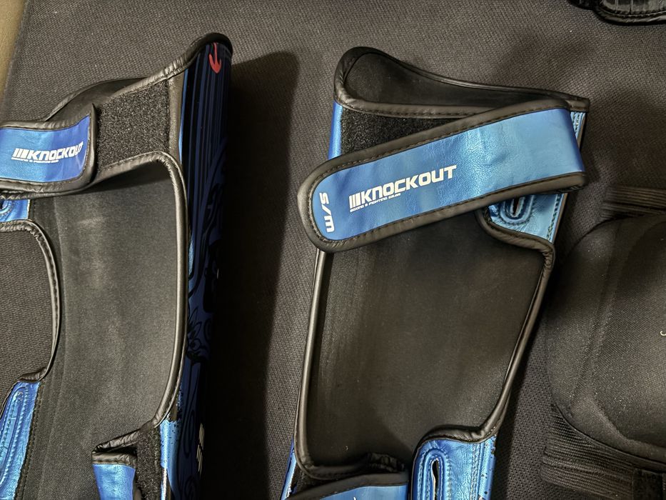 Vand echipament kickboxing