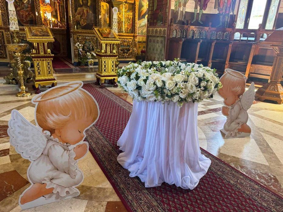 Decoratiune Biserică cristelniță botez