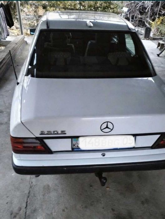 Mercedes w124 e230 (Уштобе)