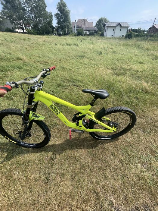 Vand bicicleta downhill commencal supreme v3 DH