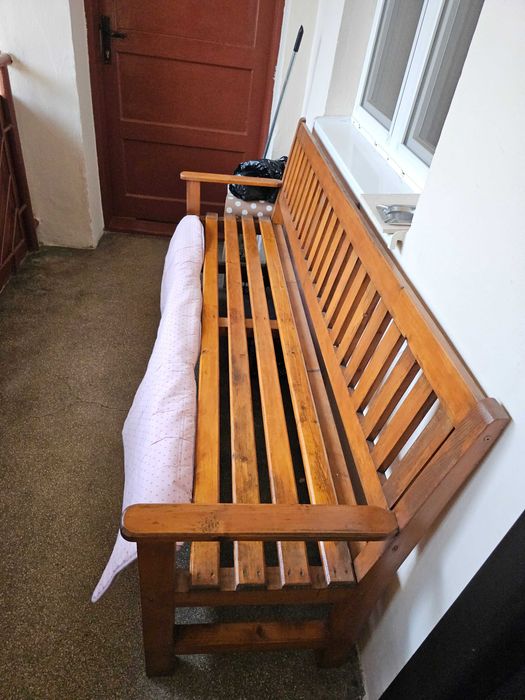 Banca din lemn masiv