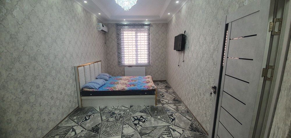 1- хонали квартира сотилади!