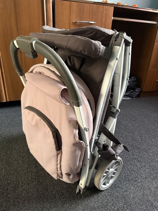 Продам удобную коляску