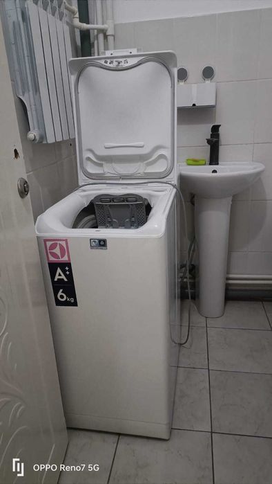 Продаю стиральную машину