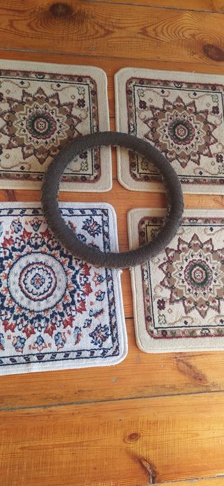 Комплект ковриков для сидения.