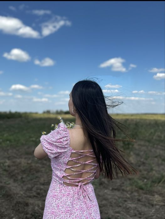 Продам платье женское летнее
