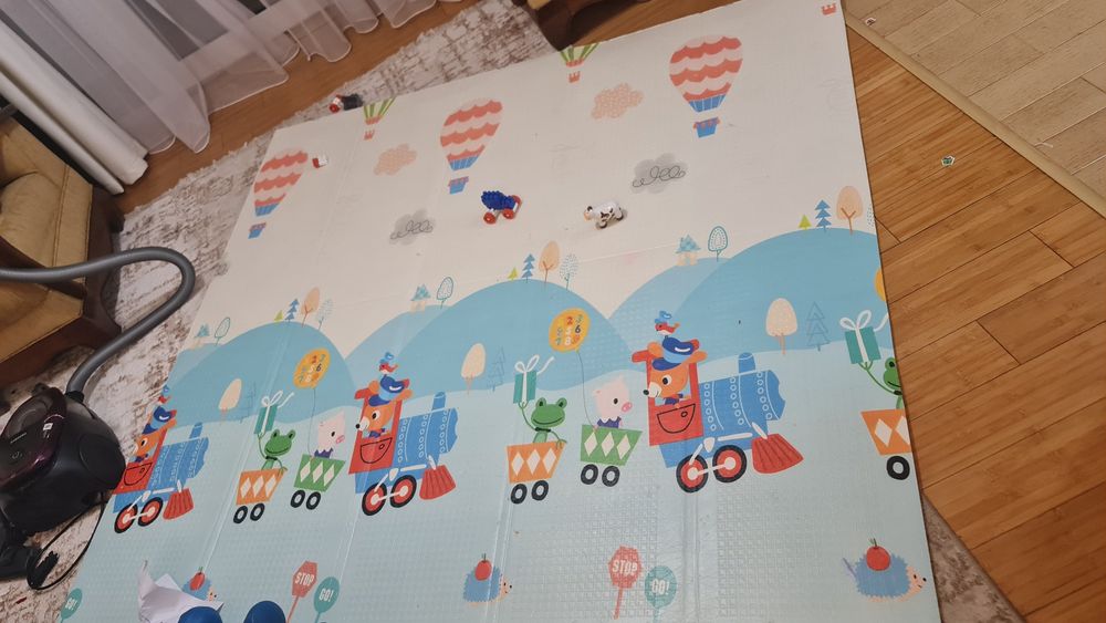 Детский коврик для прогулок или дома