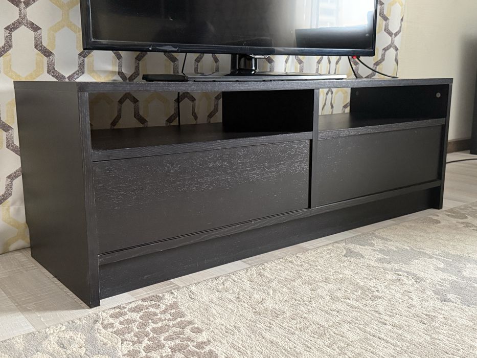 Продам тумбу под телевизор IKEA