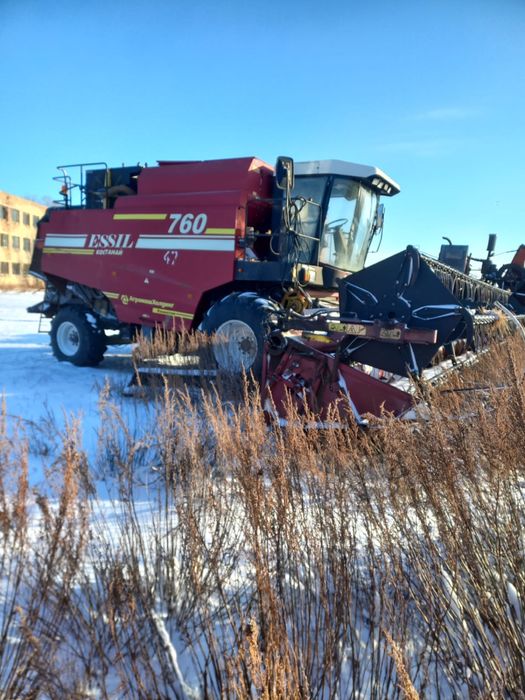 Продам Комбайн Есиль -760