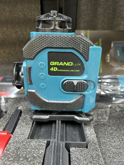 Лазерный уровень 4D