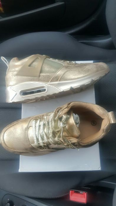 Нови маратонки 38- 39 номер