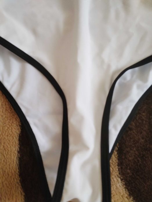 Costum alb de baie intreg dama marimea S