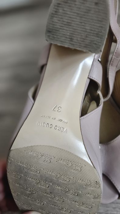 Туфли    и босоножки 37 размер