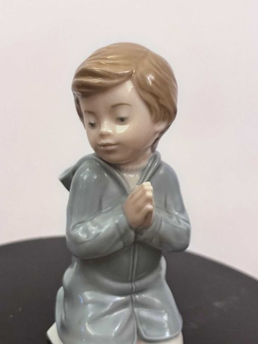 Bibelou figurina portelan spaniol NAO LLARDO marcat bibelouri ieftin