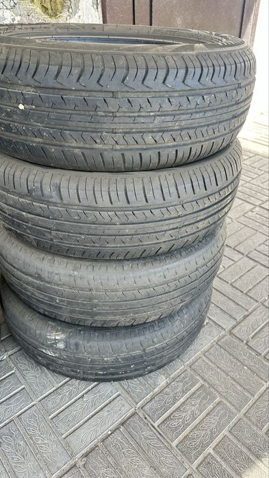 Продам шины на 15,  6шт