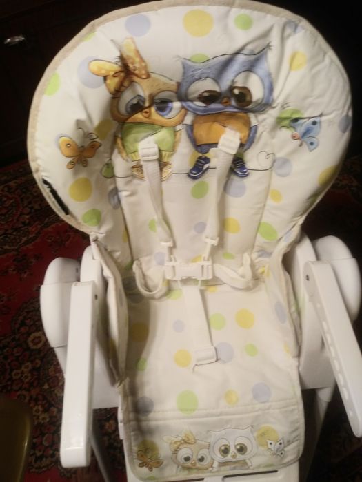 Стульчик для кормления ребенка