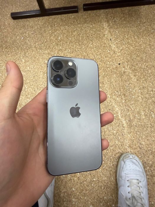 Продам идеал iPhone 13 pro