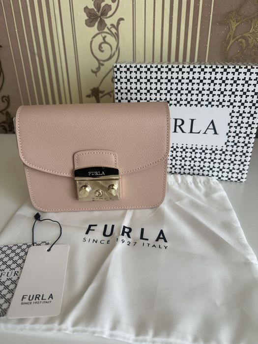 Чисто нови чанти Furla Metropolis