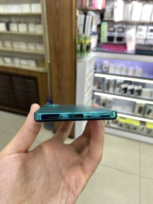 Vivo V40 Lite 8/256 ideal