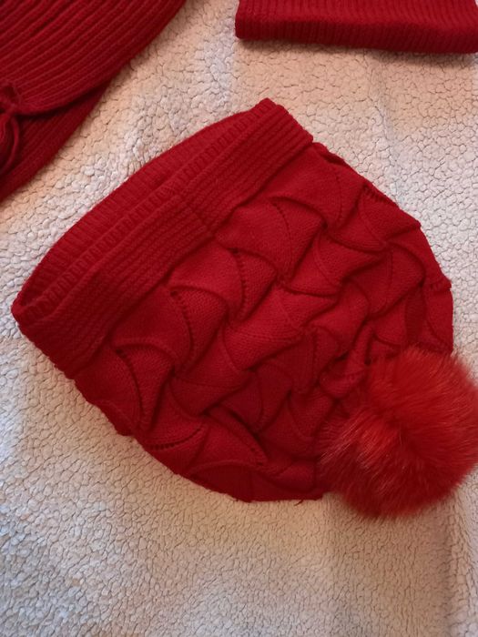 Набор: шапка и шарф