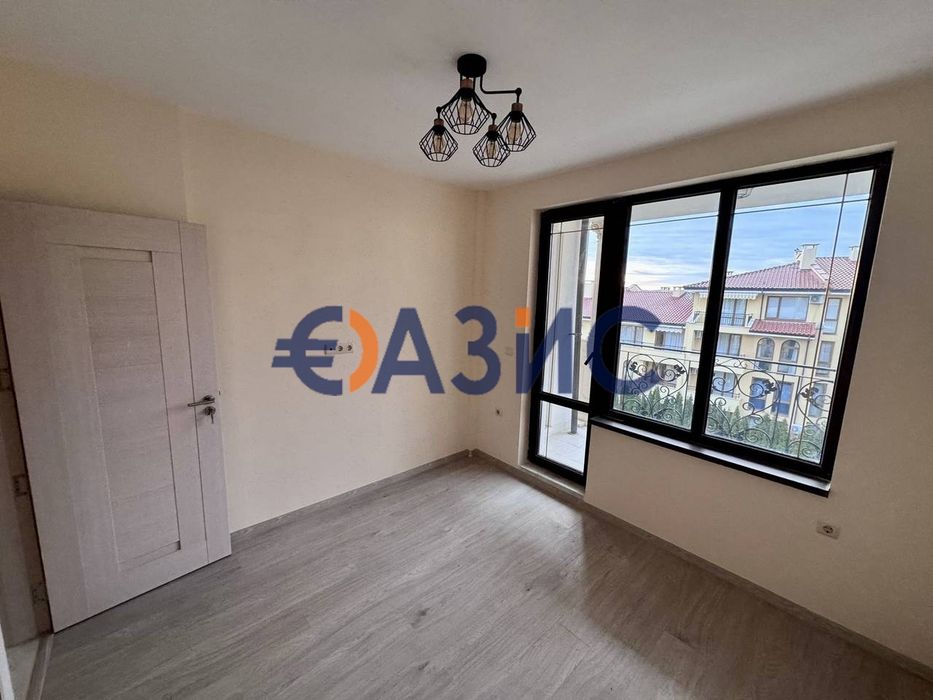Продава се Тристаен апартамент в Свети Влас - 90 кв.м за 1083 €/кв.м - Снимка #9