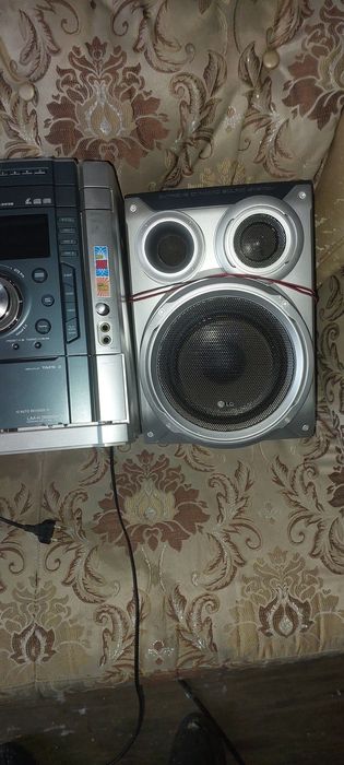 Продам музыкальный центр