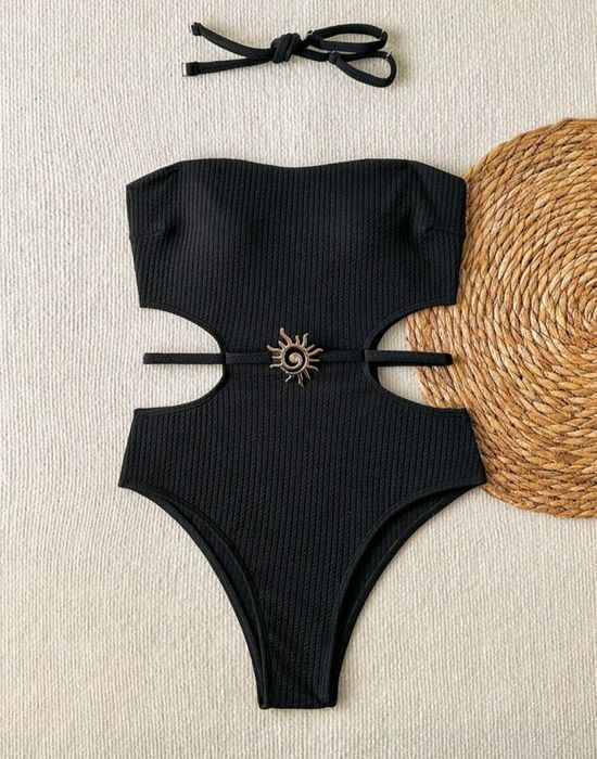 Бански половинки и цял