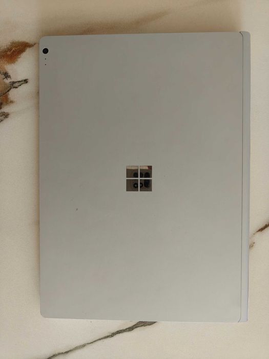 Microsoft Surface Book 2