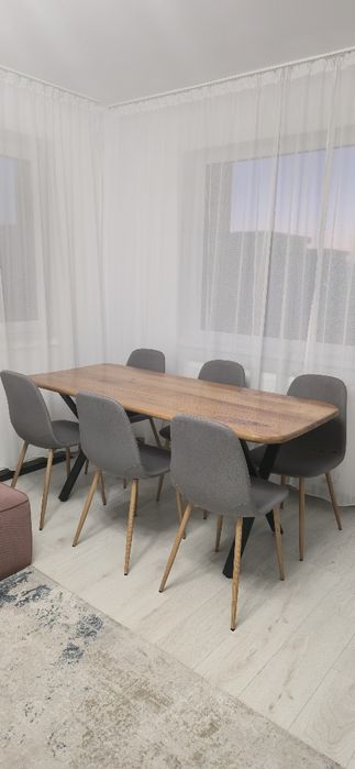 Masa dining stejar