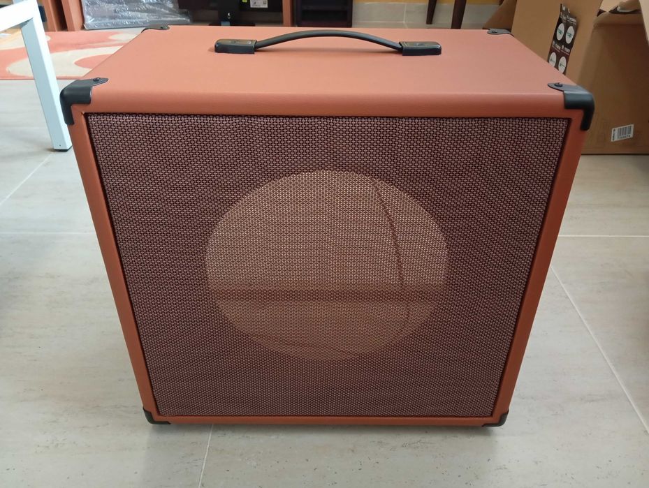 Cabinet chitara difuzor 1x12 (molid, fag)