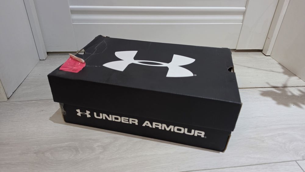 Кроссовки Under Armour Infinite Hovr