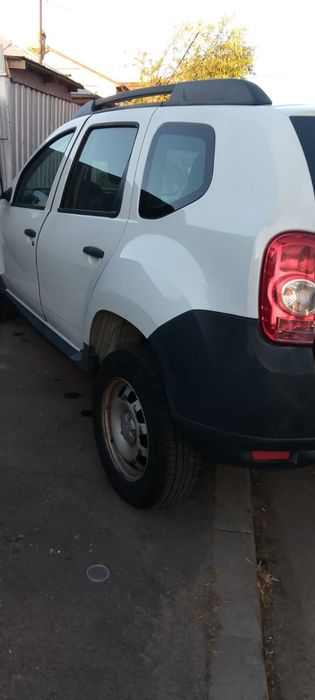 Vand Dacia Duster 2×4