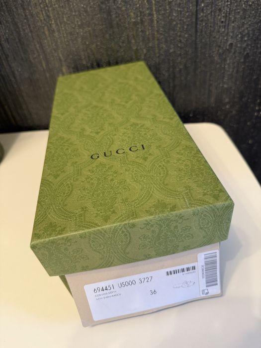 Gucci slide sandal interlocking G