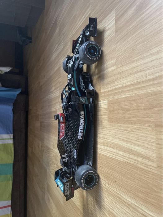 Mașină cu telecomandă F1 W11