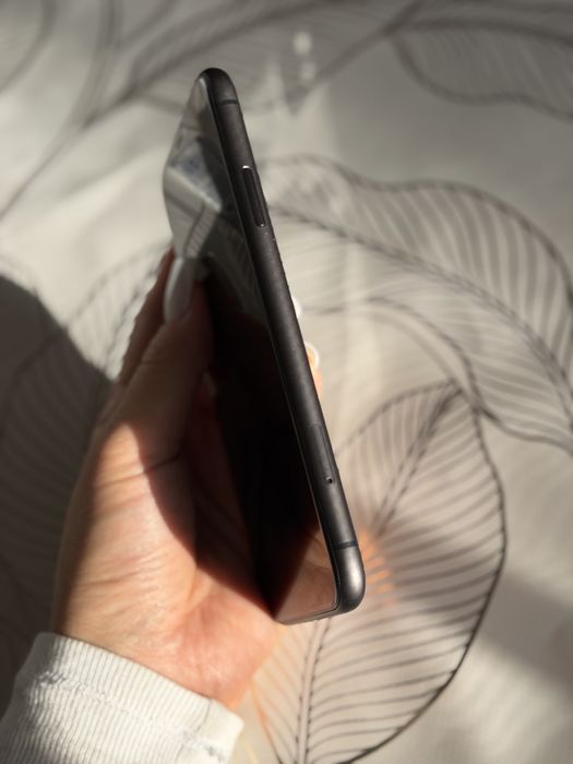 Iphone 11 , 64 gb