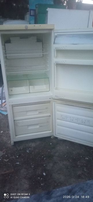 Холодильник срочно продается