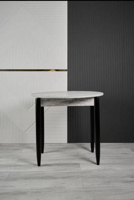 Продам кухонный стол