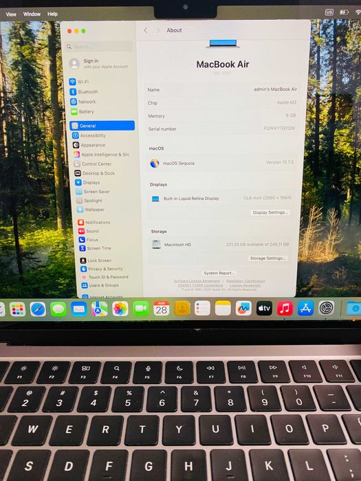 MacBook Air 13 2022, Apple M2, 8GB RAM, 256GB SSD, Space Grey, 89% BH