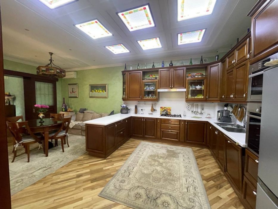 Ул. Никитина Дом 400 м2