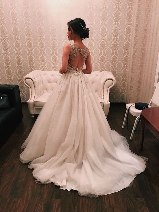 Свадебное платье