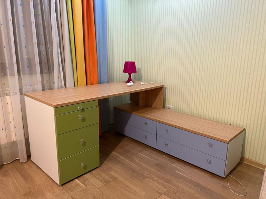 Продам детскую мебель в комплекте.