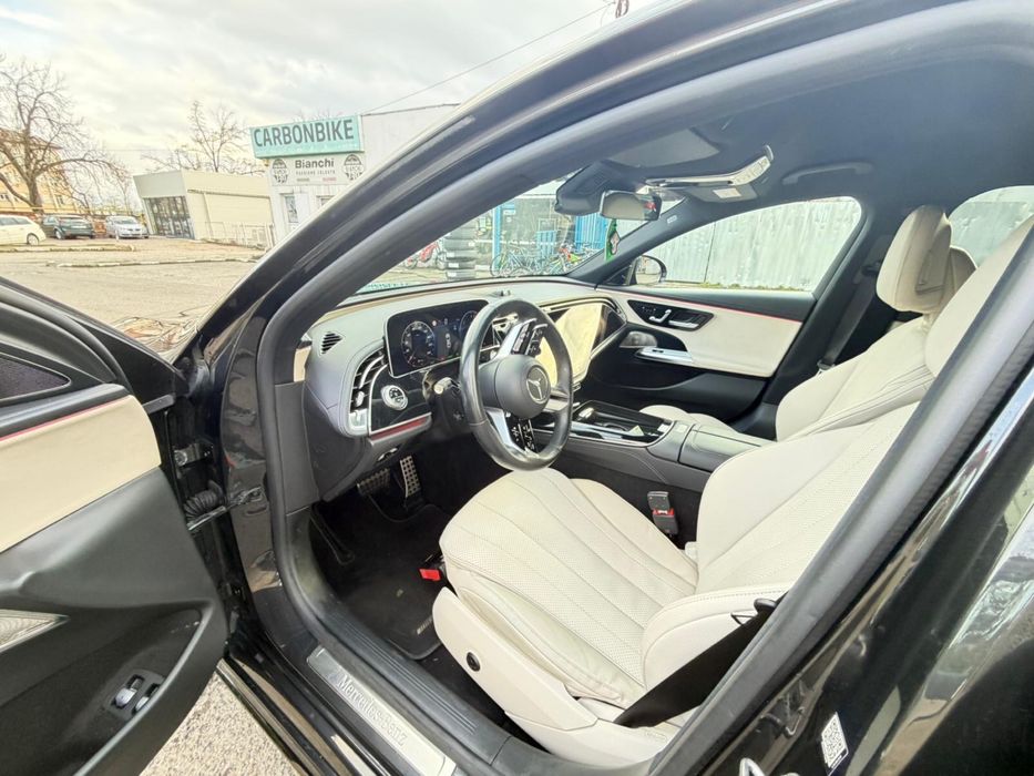 Mercedes E300e 4 matic
