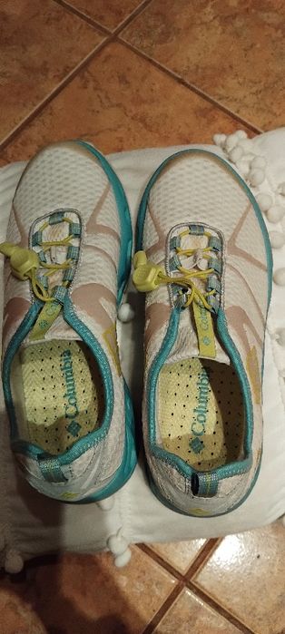 Vând adidași Columbiaa nr39