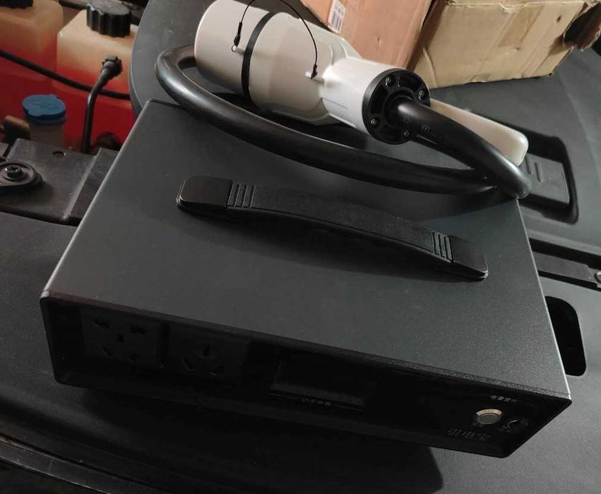 Продается инвертор для электромобиля (V2L)