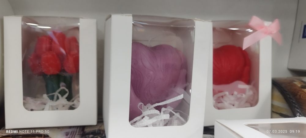 Свещи в различни форми